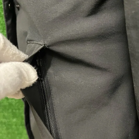 Canada Goose winter parka coat with big fur hood size medium